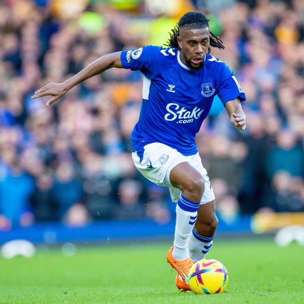 昼夜不休地 昼夜不休地